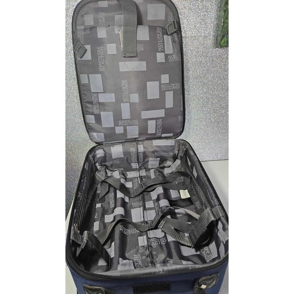 Kenneth Cole Reaction Blue Soft Rolling Carry On Suitcase Luggage RUGGED Vintage - Picture 5 of 13